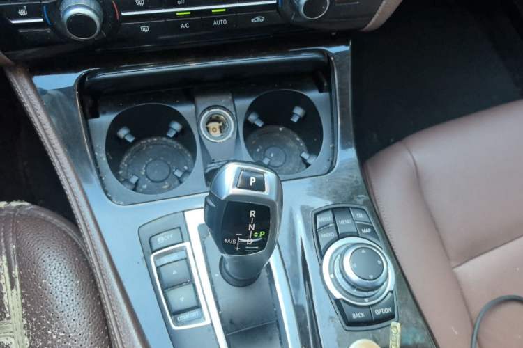 Used BMW 5 Series 2017 525Li Leading Model Gear Lever