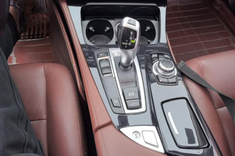 Used BMW 5 Series 2017 520Li Elegant Edition Gear Lever