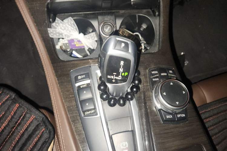 Used BMW 5 Series 2017 525Li Luxury Design Package Gear Lever