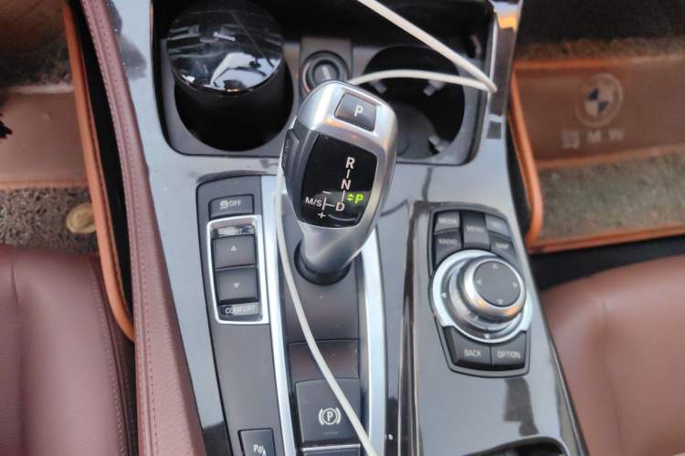 Used BMW 5 Series 2017 525Li Leading Model Gear Lever