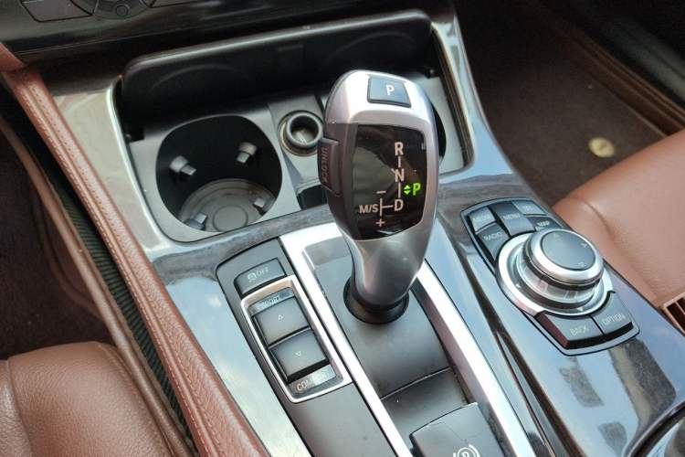 Used BMW 5 Series 2017 525Li Leading Model Gear Lever