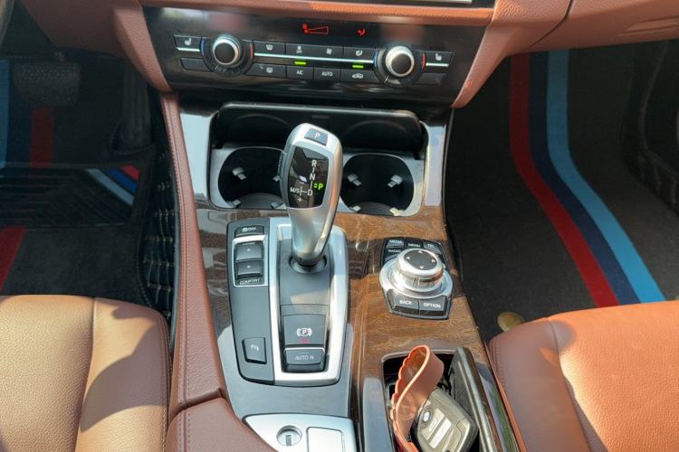 Used BMW 5 Series 2017 525Li Leading Model Gear Lever