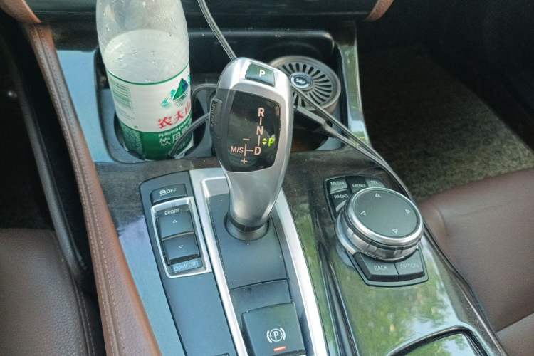 Used BMW 5 Series 2017 528Li Leading Model Gear Lever