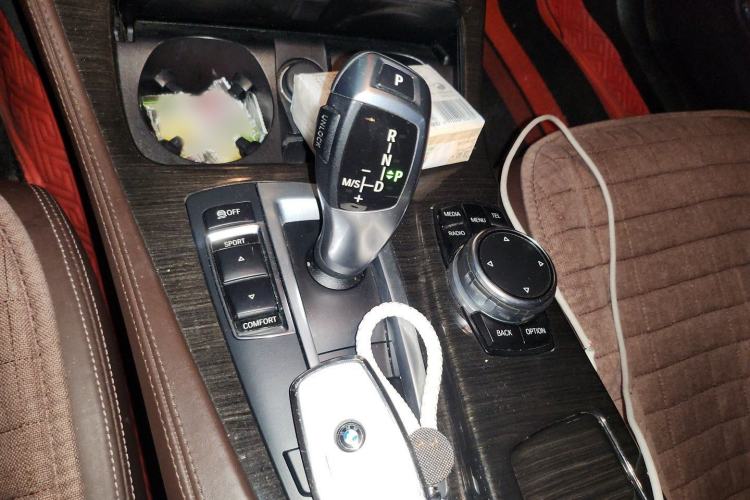 Used BMW 5 Series 2017 525Li Luxury Design Package Gear Lever