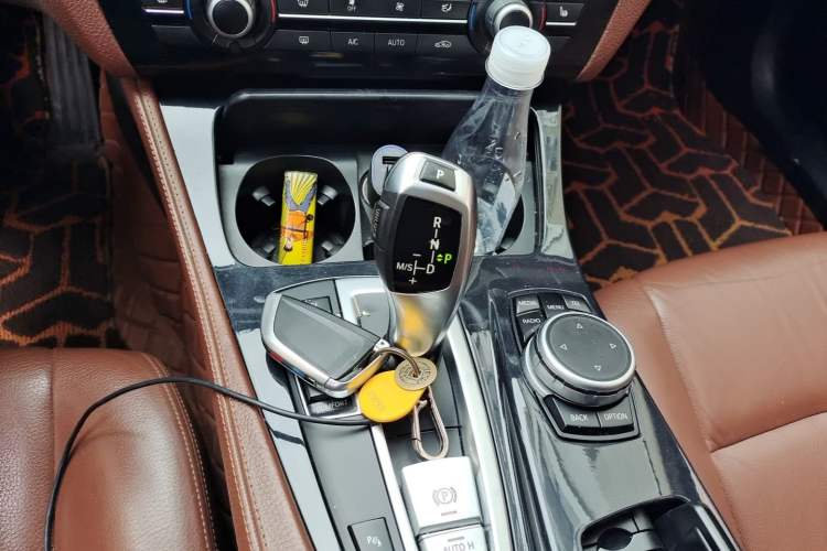 Used BMW 5 Series 2017 520Li Elegant Edition Gear Lever