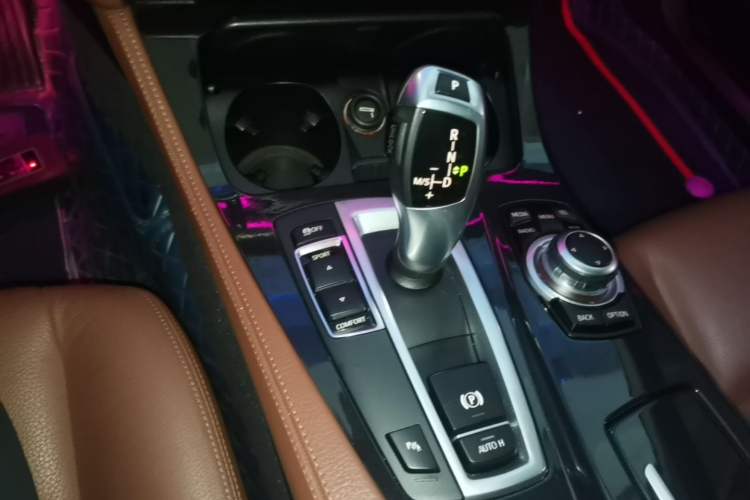 Used BMW 5 Series 2017 520Li Elegant Edition Gear Lever