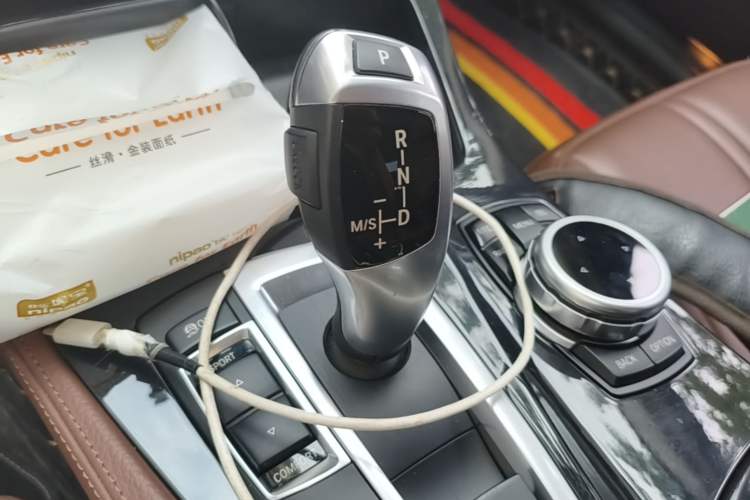 Used BMW 5 Series 2017 520Li Elegant Edition Gear Lever