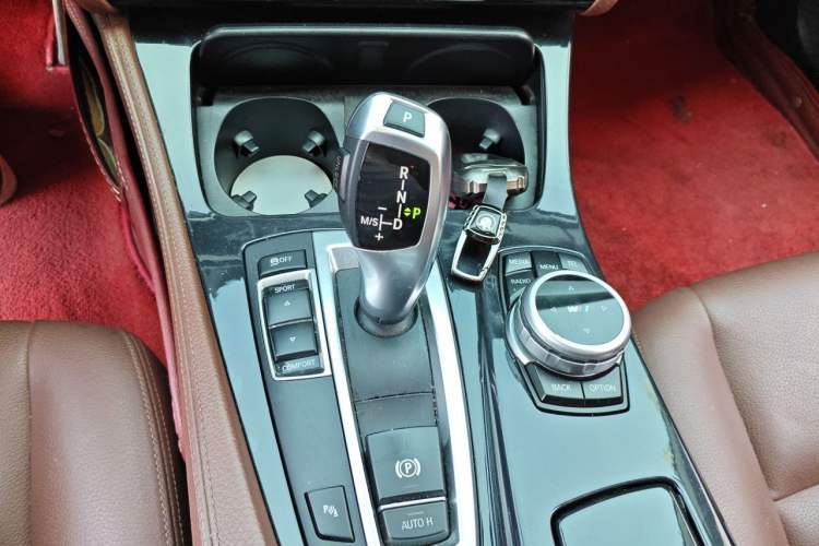 Used BMW 5 Series 2017 520Li Elegant Edition Gear Lever