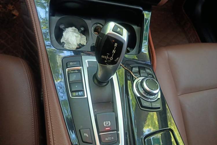 Used BMW 5 Series 2017 520Li Elegant Edition Gear Lever