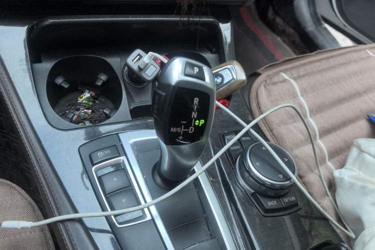 Used BMW 5 Series 2017 525Li Luxury Design Package Gear Lever