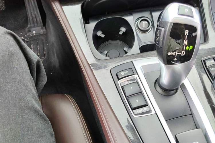 Used BMW 5 Series 2017 525Li Luxury Design Package Gear Lever