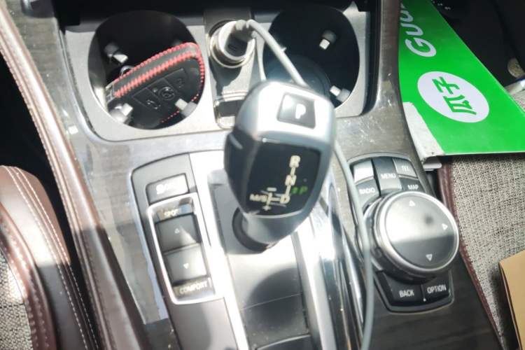 Used BMW 5 Series 2017 525Li Luxury Design Package Gear Lever