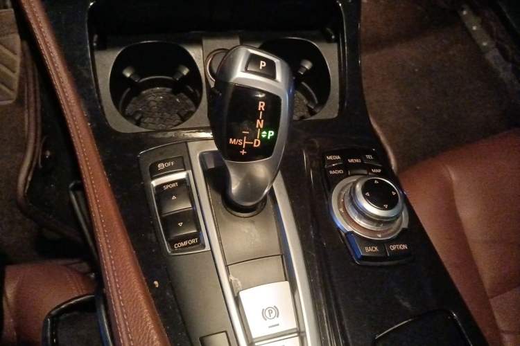 Used BMW 5 Series 2017 520Li Elegant Edition Gear Lever