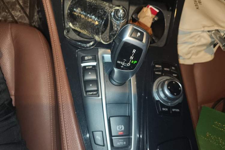 Used BMW 5 Series 2017 520Li Elegant Edition Gear Lever