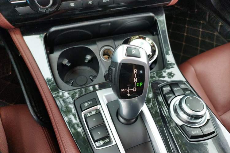 Used BMW 5 Series 2017 520Li Elegant Edition Gear Lever