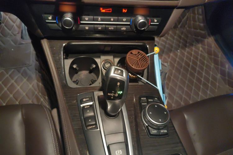 Used BMW 5 Series 2017 525Li Luxury Design Package Gear Lever