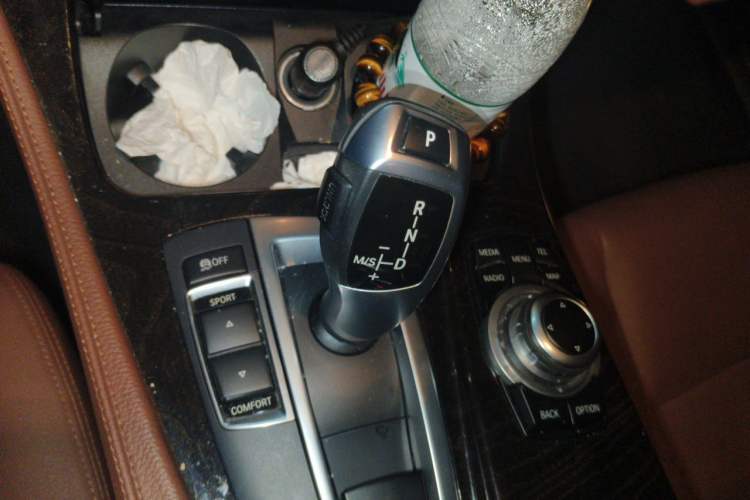 Used BMW 5 Series 2017 525Li Leading Model Gear Lever