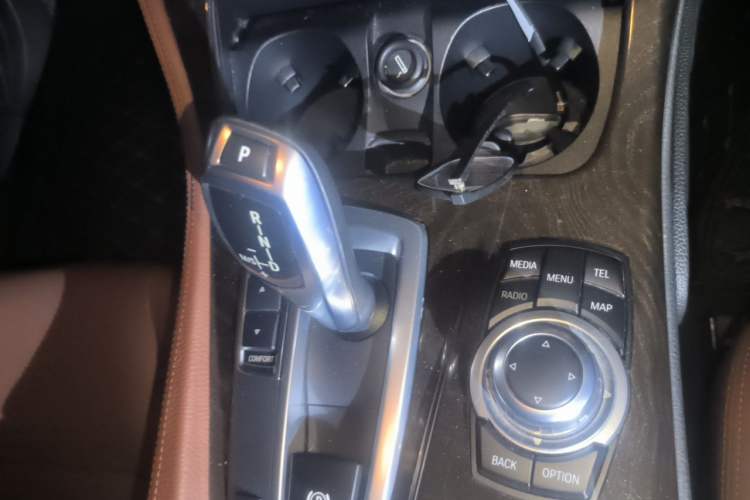 Used BMW 5 Series 2017 525Li Leading Model Gear Lever