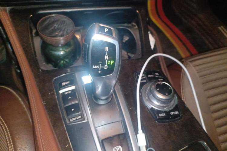 Used BMW 5 Series 2017 525Li Leading Model Gear Lever