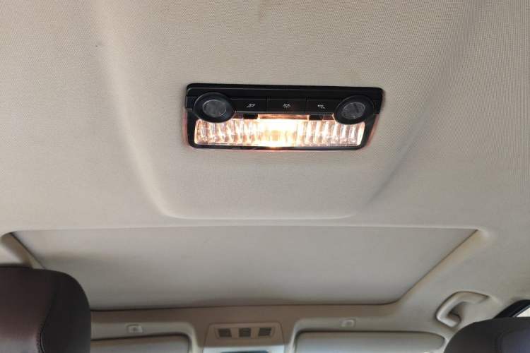 Used BMW 5 Series 2017 525Li Luxury Design Package Headliner