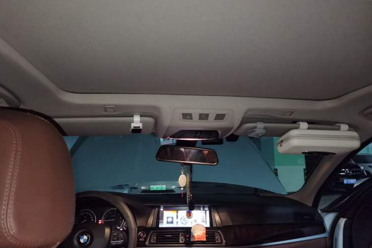 Used BMW 5 Series 2017 525Li Leading Model Headliner