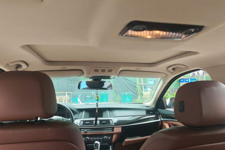 Used BMW 5 Series 2017 525Li Leading Model Headliner
