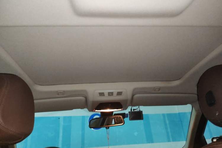 Used BMW 5 Series 2017 525Li Luxury Design Package Headliner