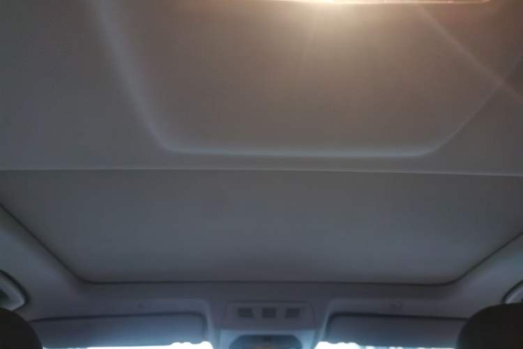 Used BMW 5 Series 2017 525Li Leading Model Headliner