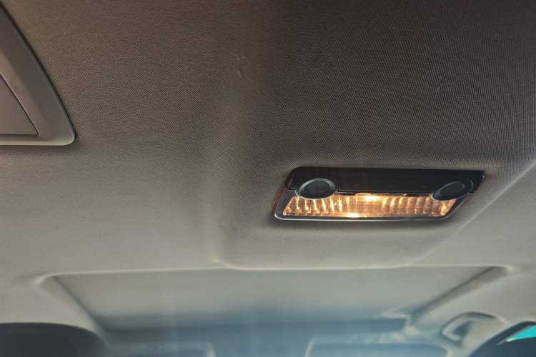 Used BMW 5 Series 2017 528Li Leading Model Headliner