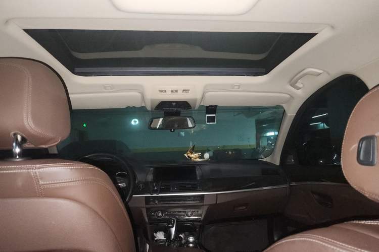 Used BMW 5 Series 2017 525Li Luxury Design Package Headliner
