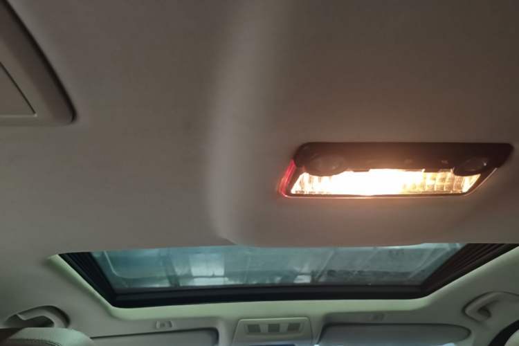 Used BMW 5 Series 2017 525Li Leading Model Headliner