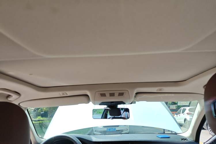 Used BMW 5 Series 2017 525Li Leading Model Headliner