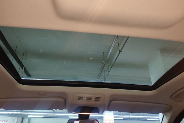 Used BMW 5 Series 2017 525Li Leading Model Headliner