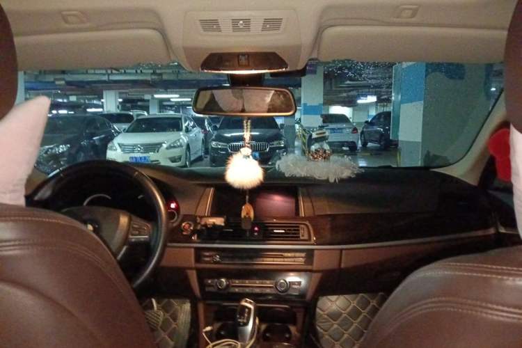 Used BMW 5 Series 2017 525Li Luxury Design Package Headliner