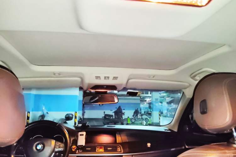 Used BMW 5 Series 2017 525Li Luxury Design Package Headliner