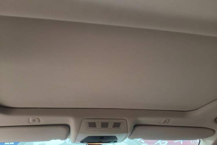 Used BMW 5 Series 2017 525Li Leading Model Headliner
