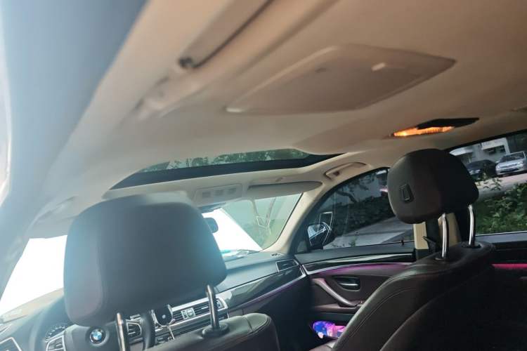 Used BMW 5 Series 2017 525Li Luxury Design Package Headliner