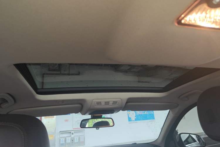 Used BMW 5 Series 2017 525Li Luxury Design Package Headliner