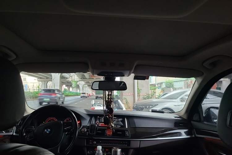 Used BMW 5 Series 2017 525Li Luxury Design Package Headliner