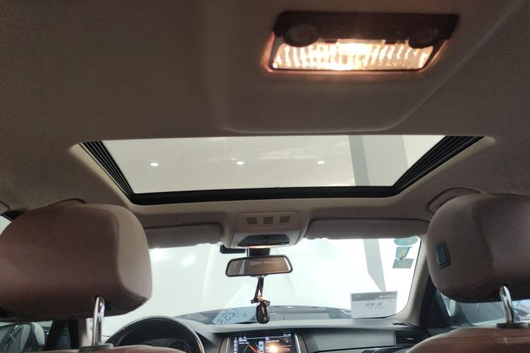 Used BMW 5 Series 2017 520Li Elegant Edition Headliner