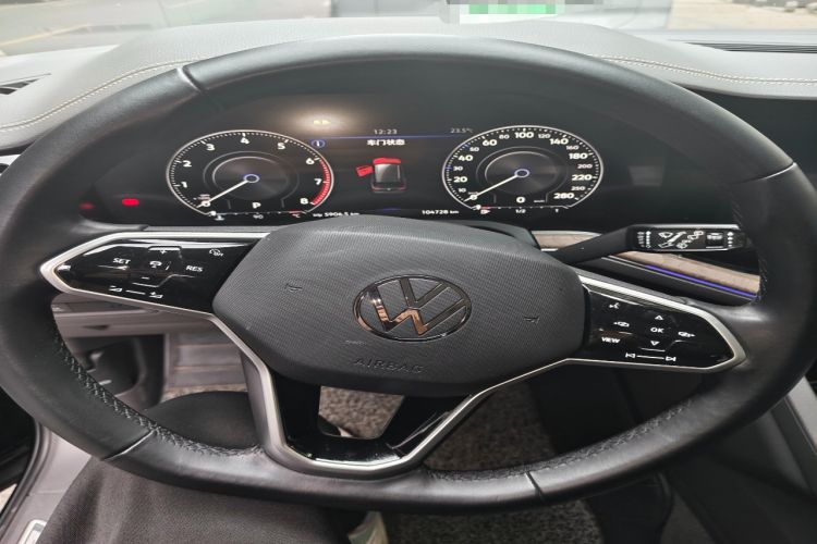 Used BMW 5 Series 2017 525Li Luxury Design Package Instrument Cluster