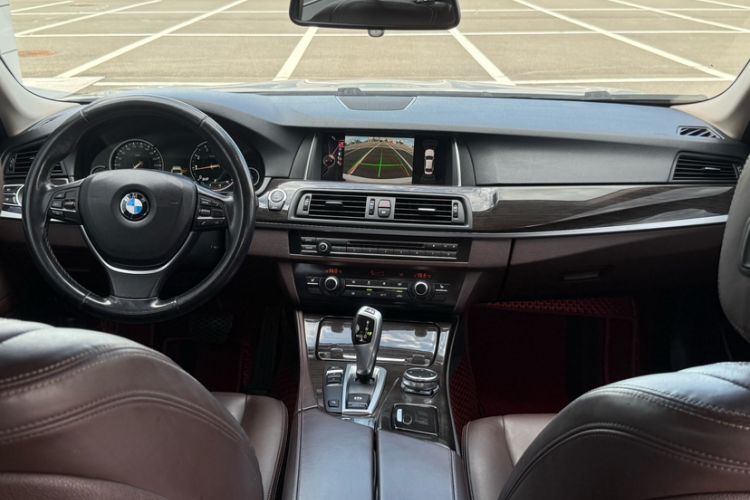 Used BMW 5 Series 2017 525Li Luxury Design Package Interior 1