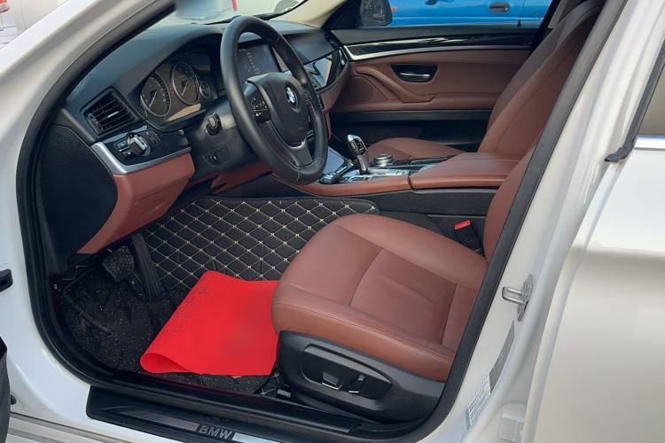 Used BMW 5 Series 2017 520Li Elegant Edition Interior 1