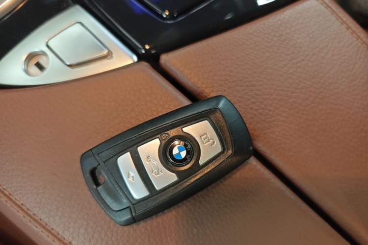 Used BMW 5 Series 2017 520Li Elegant Edition Interior 1