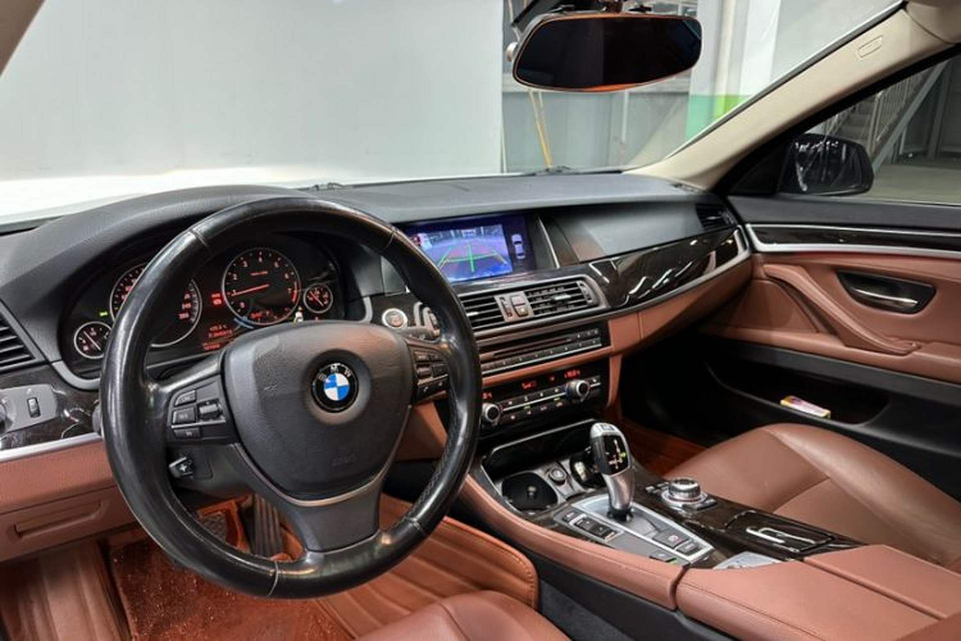 Used BMW 5 Series 2017 525Li Leading Model Interior 1