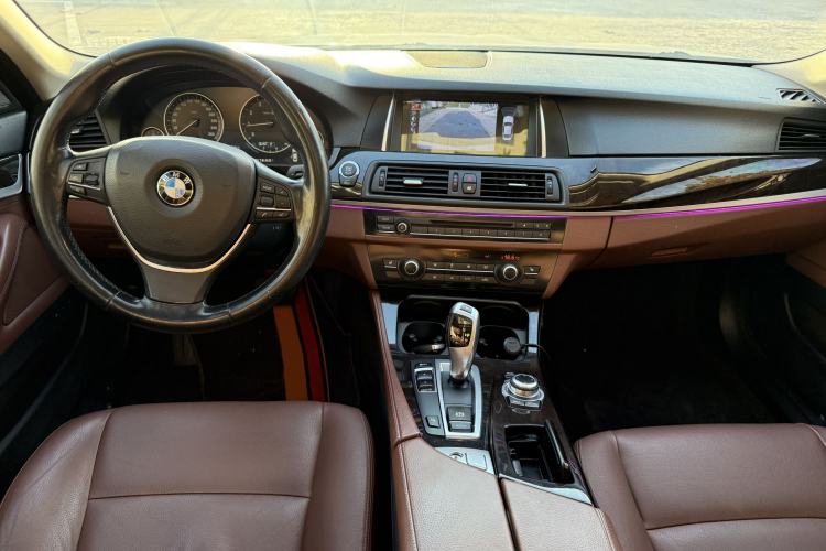 Used BMW 5 Series 2017 525Li Leading Model Interior 2