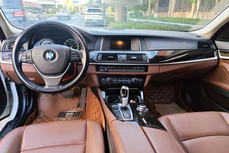 Used BMW 5 Series 2017 525Li Leading Model Interior 3