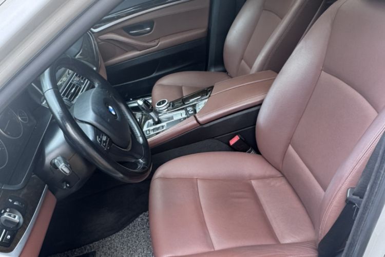 Used BMW 5 Series 2017 525Li Leading Model Interior 4