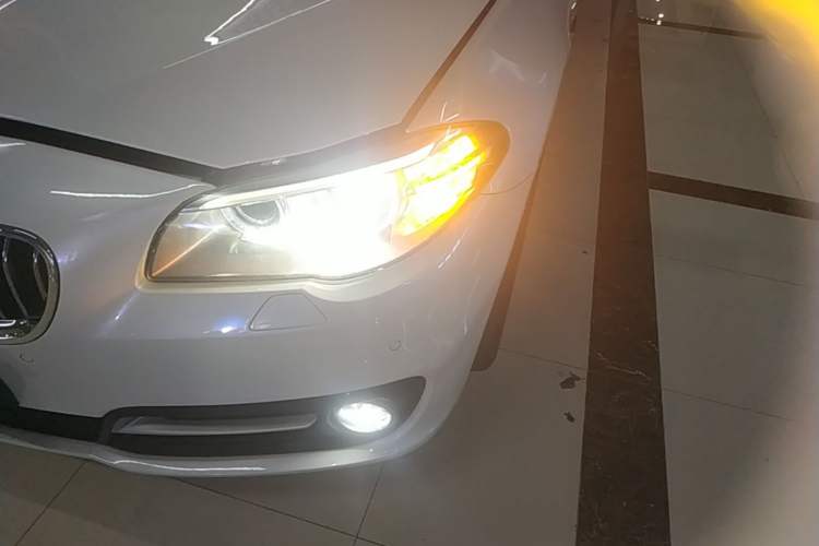 Used BMW 5 Series 2017 525Li Leading Model Left Front Headlight