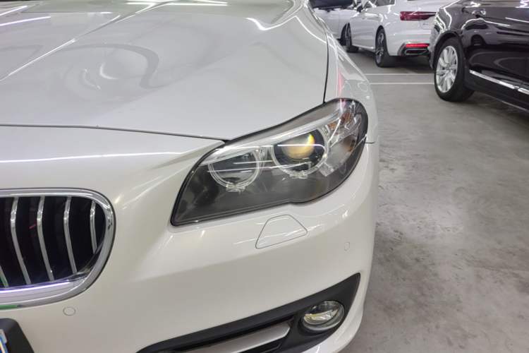 Used BMW 5 Series 2017 525Li Leading Model Left Front Headlight
